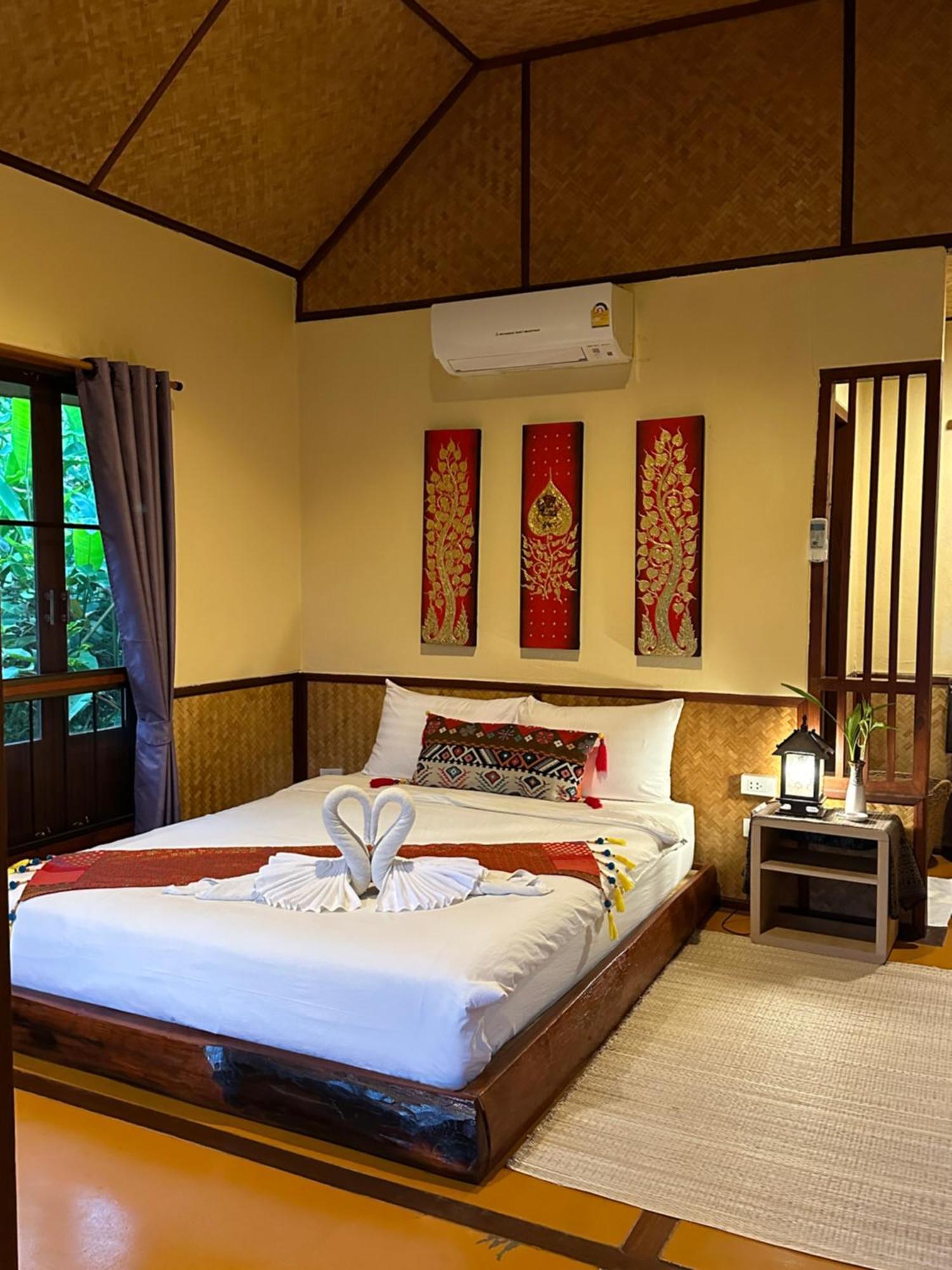 Pura Vida Pai Resort Exterior foto